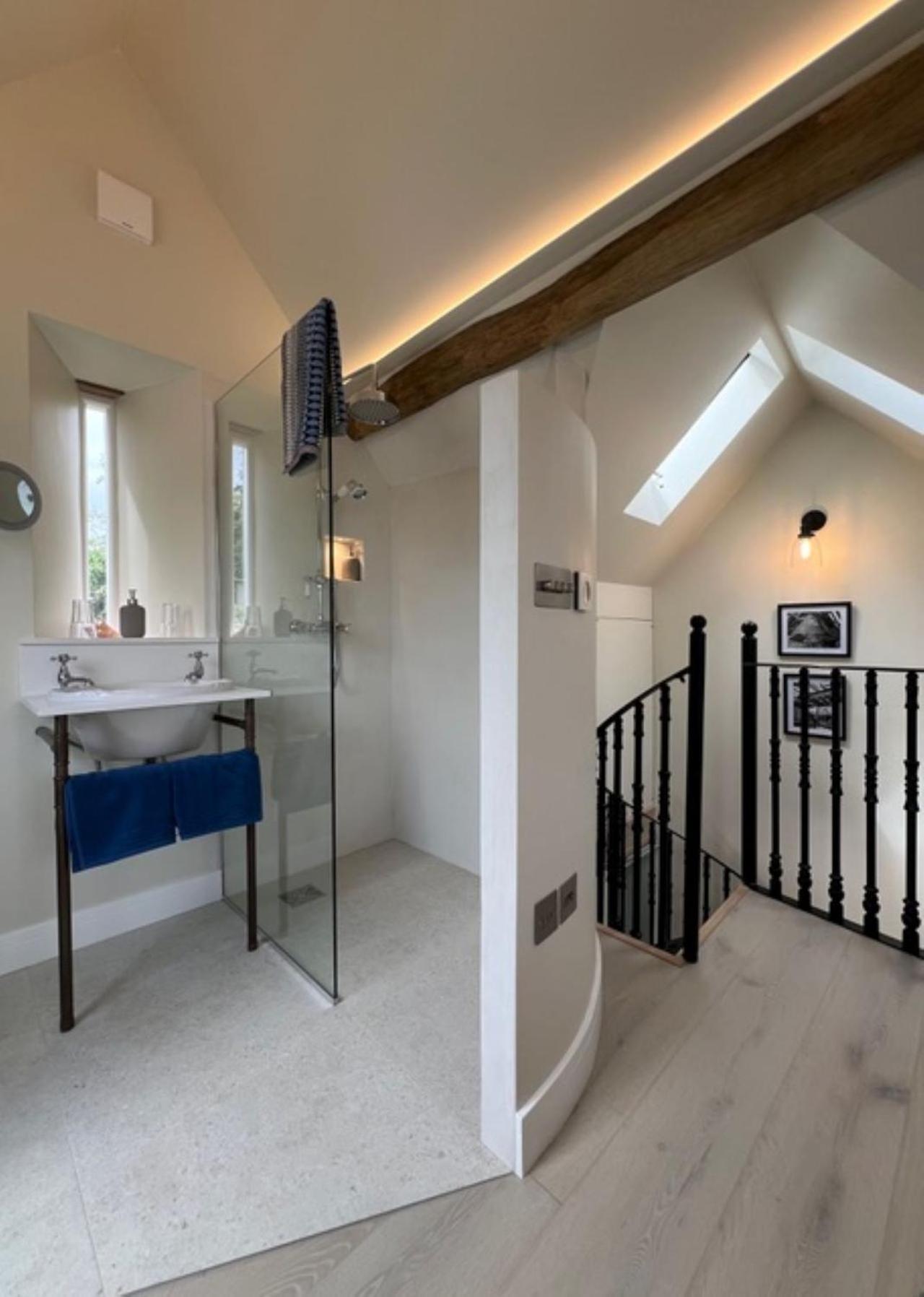 Idyllic Secluded Hideaway With Countryside Views On The Edge Of The Cotswolds Villa Hailey Eksteriør bilde